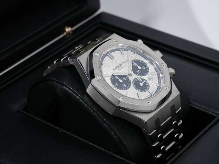 オーデマピゲ ロイヤルオーク クロノグラフ Ref.26331ST.OO.1220ST.03 ステンレススチール シルバー文字盤