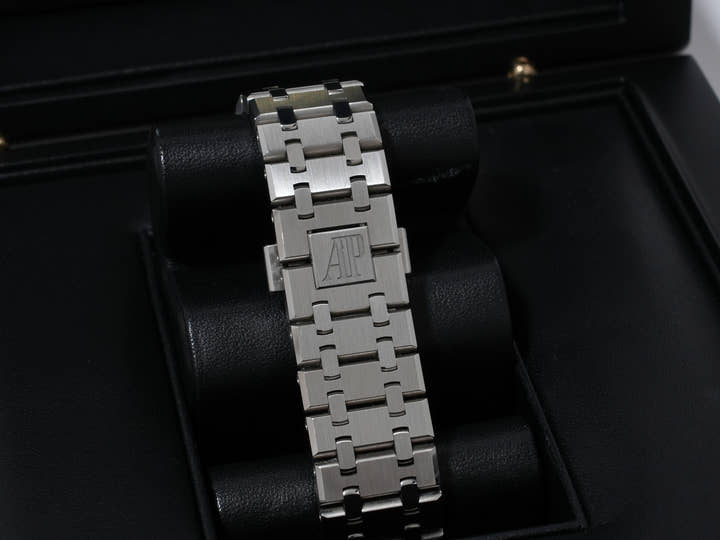 オーデマピゲ ロイヤルオーク クロノグラフ Ref.26331ST.OO.1220ST.03 ステンレススチール シルバー文字盤