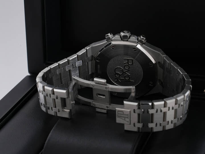 オーデマピゲ ロイヤルオーク クロノグラフ Ref.26331ST.OO.1220ST.03 ステンレススチール シルバー文字盤
