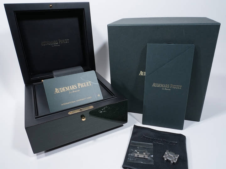 Audemars Piguet Royal Oak Offshore Chronograph Ref. 26237ST.OO.1000ST.01 Stainless Steel Blue Dial