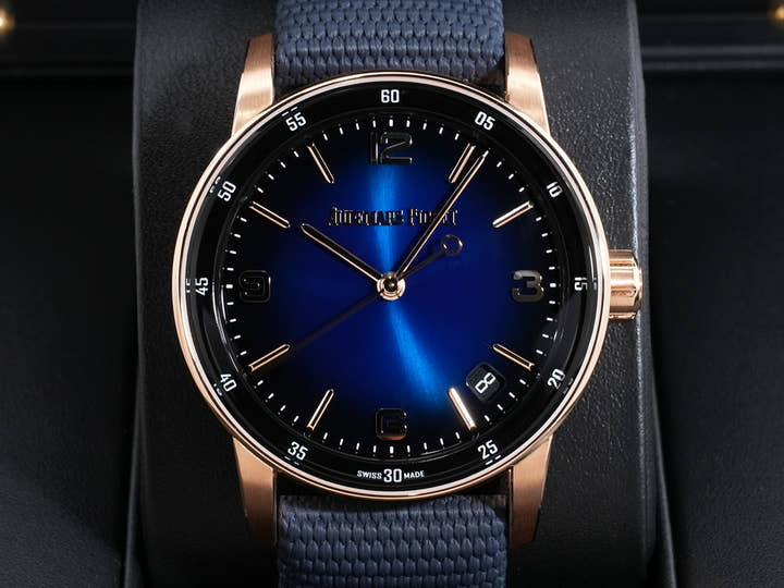 オーデマピゲ CODE 11.59 バイ オーデマ ピゲ Ref.15210OR.OO.A028CR.01 ピンクゴールド スモークブルーラッカー文字盤