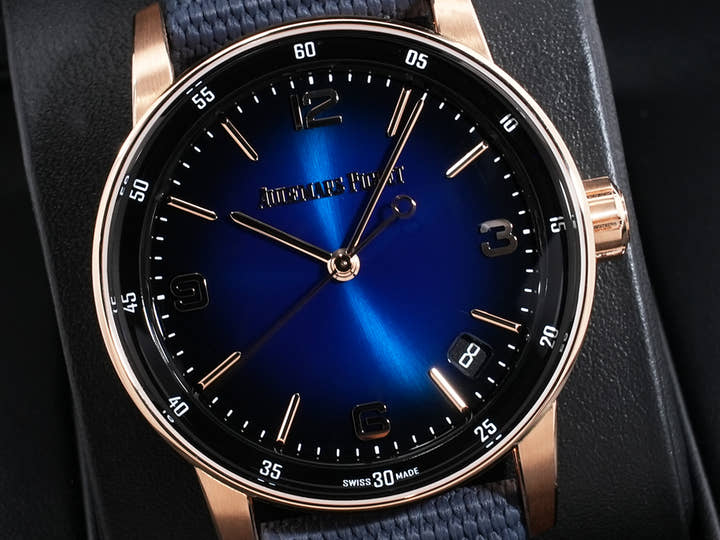 オーデマピゲ CODE 11.59 バイ オーデマ ピゲ Ref.15210OR.OO.A028CR.01 ピンクゴールド スモークブルーラッカー文字盤