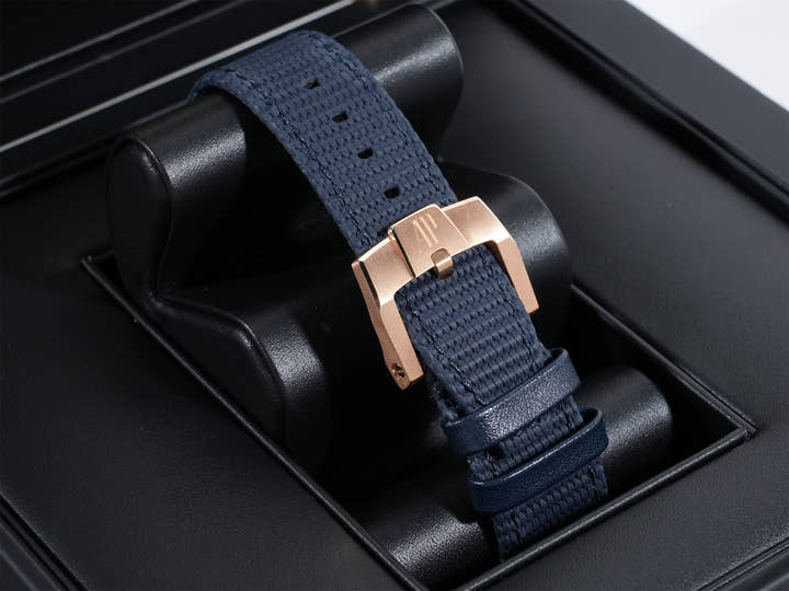 オーデマピゲ CODE 11.59 バイ オーデマ ピゲ Ref.15210OR.OO.A028CR.01 ピンクゴールド スモークブルーラッカー文字盤