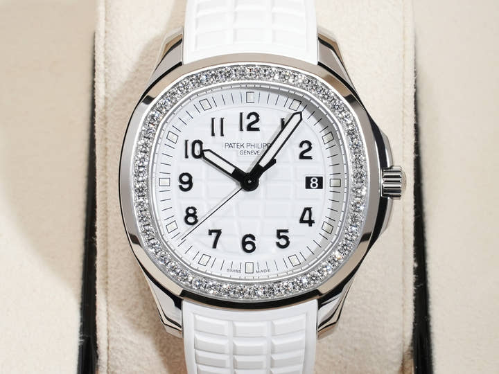パテックフィリップ アクアノート Ref.5267/200A-010 ステンレススチール ホワイト文字盤