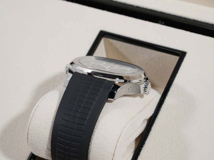 パテックフィリップ アクアノート トラベルタイム Ref.5164A-001 ステンレススチール ブラック文字盤