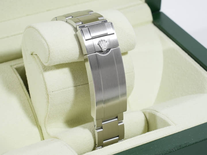 ロレックス サブマリーナー デイト Ref.116610LV ステンレススチール グリーン文字盤