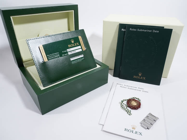 ロレックス サブマリーナー デイト Ref.116610LV ステンレススチール グリーン文字盤