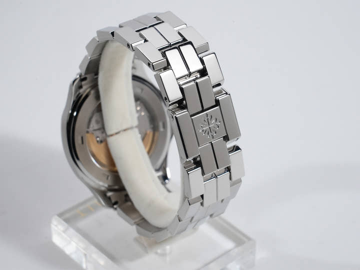 Patek Philippe Aquanaut Ref. 5065/1A-010 Stainless Steel Black Dial