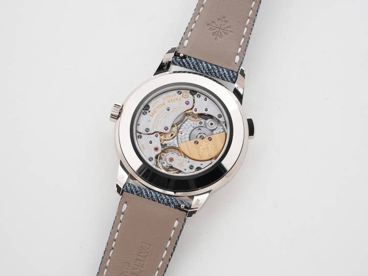 Patek Philippe Complication World Time Date Ref. 5330G-001 White Gold Blue-Grey Opaline Dial