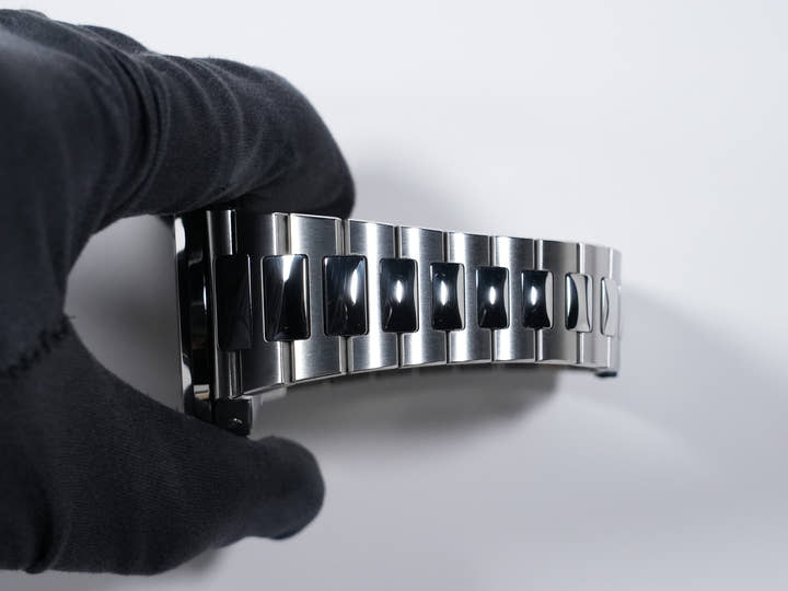 パテックフィリップ ノーチラス アニュアルカレンダー ムーンフェイズ Ref.5726/1A-014 ステンレススチール ブルー、ブラックグラデーション文字盤