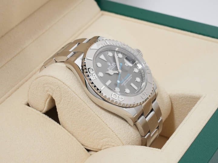 ロレックス ヨットマスター40 Ref.126622 ステンレススチール/プラチナ スレート文字盤