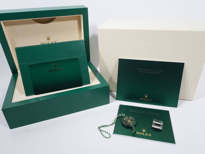 ロレックス ヨットマスター40 Ref.126622 ステンレススチール/プラチナ スレート文字盤