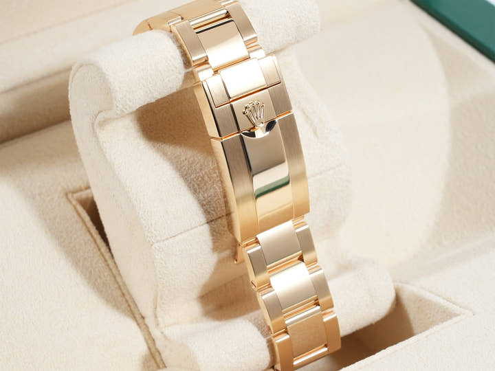 ロレックス デイトナ Ref.126528LN イエローゴールド ブライトブラック文字盤