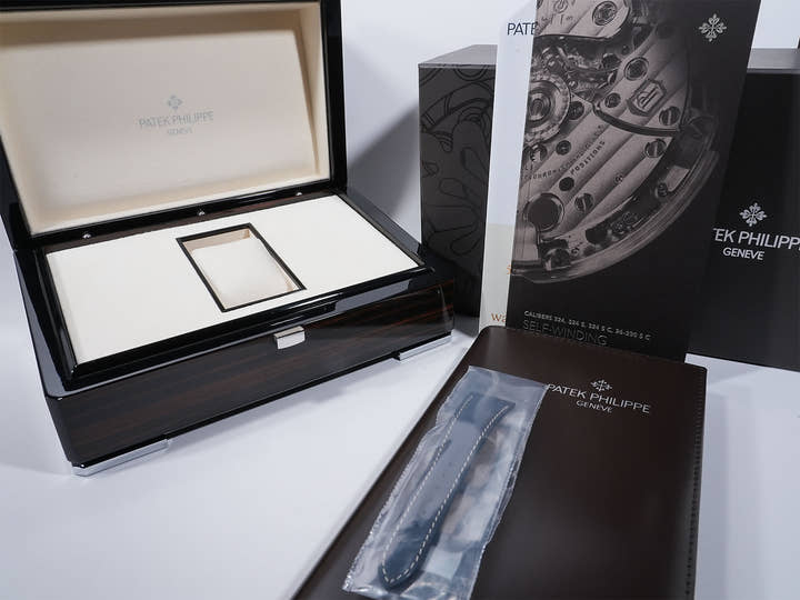 パテックフィリップ カラトラバ Ref.6007G-011 ホワイトゴールド エボニーブラック文字盤