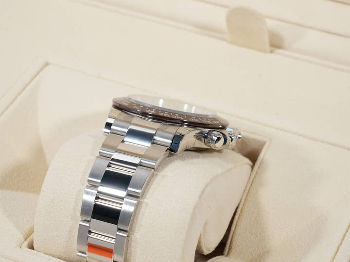 ロレックス デイトナ Ref.116506 プラチナ アイスブルー文字盤