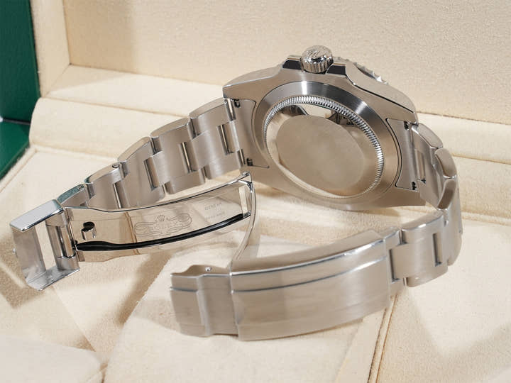 ロレックス サブマリーナー デイト Ref.116610LV ステンレススチール グリーン文字盤