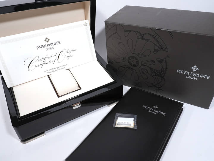 パテックフィリップ ノーチラス Ref.5711/1A-010 ステンレススチール ブルー文字盤