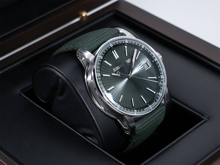 オーデマピゲ CODE 11.59 バイ オーデマ ピゲ Ref.15210ST.OO.A056KB.01 ステンレススチール グリーン文字盤