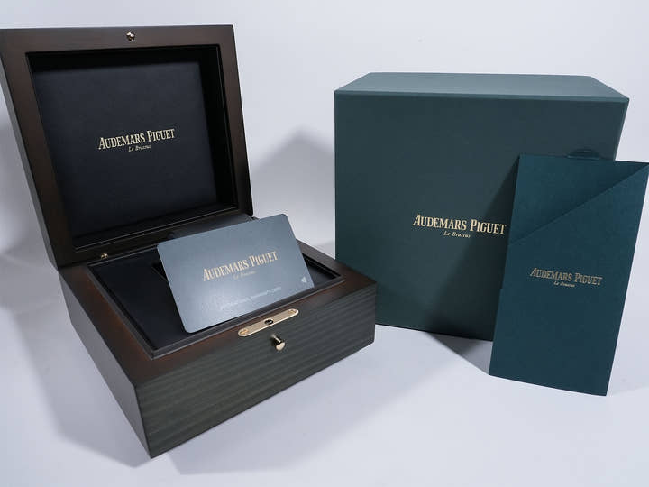 オーデマピゲ CODE 11.59 バイ オーデマ ピゲ Ref.15210ST.OO.A056KB.01 ステンレススチール グリーン文字盤