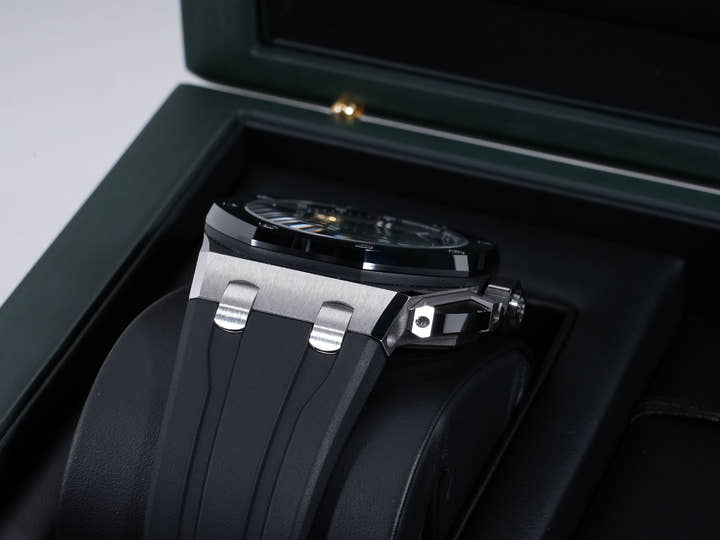 Audemars Piguet Royal Oak Offshore Chronograph Ref. 26420SO.OO.A002CA.01 Stainless Steel/Black Ceramic Black Dial