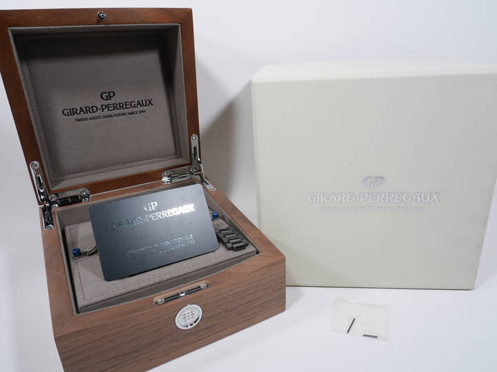 ジラールペルゴ ロレアート スケルトン セラミック Ref.81015-32-001-32A BLACK CE スケルトン文字盤 美品 accpqn3m