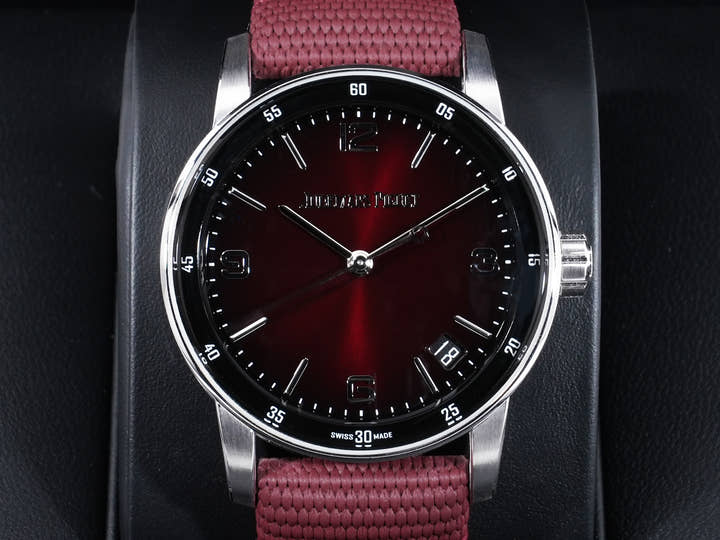 オーデマピゲ CODE 11.59 バイ オーデマ ピゲ Ref.15210BC.OO.A500KB.01 ホワイトゴールド スモークバーガンディーラッカー文字盤