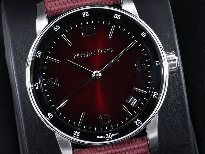 オーデマピゲ CODE 11.59 バイ オーデマ ピゲ Ref.15210BC.OO.A500KB.01 ホワイトゴールド スモークバーガンディーラッカー文字盤