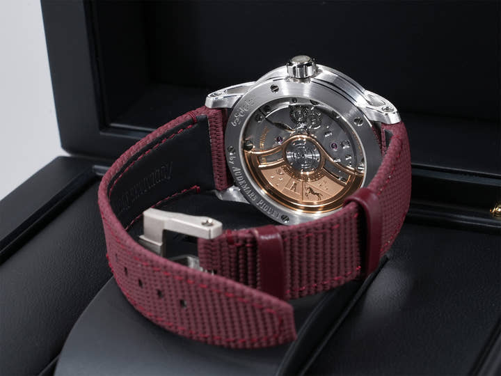 オーデマピゲ CODE 11.59 バイ オーデマ ピゲ Ref.15210BC.OO.A500KB.01 ホワイトゴールド スモークバーガンディーラッカー文字盤