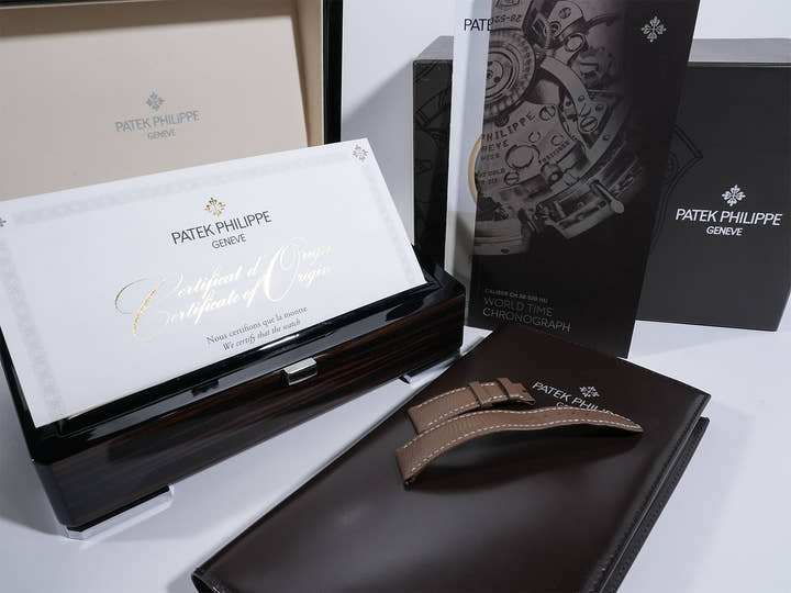 パテックフィリップ コンプリケーション ワールドタイム クロノグラフ Ref.5935A-001 ステンレススチール ローズゴールドメッキ オパーリン文字盤