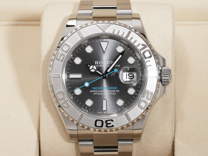 ロレックス ヨットマスター40 Ref.126622 ステンレススチール/プラチナ スレート文字盤