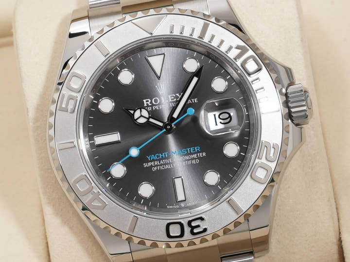 ロレックス ヨットマスター40 Ref.126622 ステンレススチール/プラチナ スレート文字盤