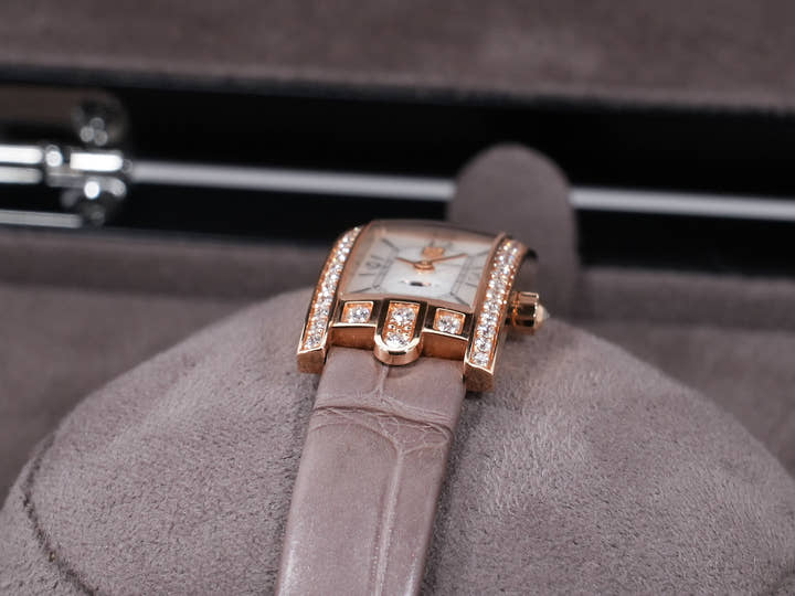 Harry Winston Avenue C Mini Moon Phase Ref.AVCQMP 16RR001 White Shell Dial Used o4imhh6j