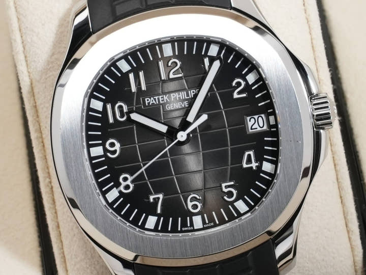 パテックフィリップ アクアノート Ref.5167A-001 ステンレススチール ブラック文字盤