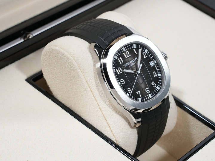 パテックフィリップ アクアノート Ref.5167A-001 ステンレススチール ブラック文字盤