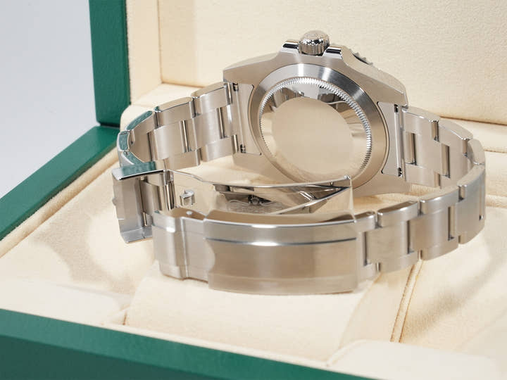 ロレックス サブマリーナー デイト Ref.116610LV ステンレススチール グリーン文字盤