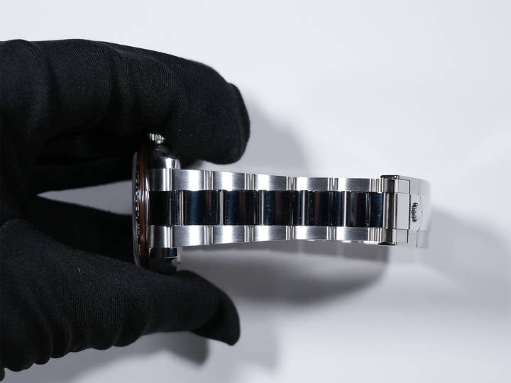 ロレックス デイトナ Ref.116506A プラチナ アイスブルー文字盤