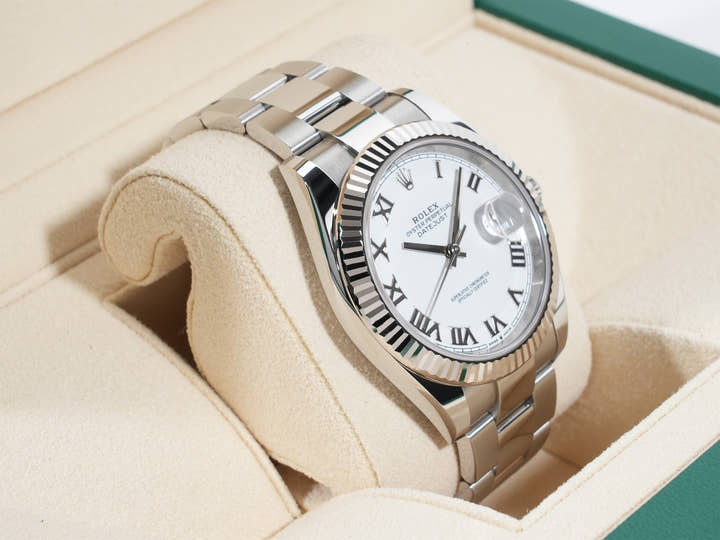 ロレックス デイトジャスト41 Ref.126334 ステンレススチール/ホワイトゴールド ホワイトローマン文字盤 オイスターブレスレット 中古 3v7drvta
