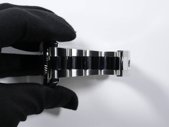 ロレックス デイトジャスト41 Ref.126334 ステンレススチール/ホワイトゴールド ホワイトローマン文字盤 オイスターブレスレット 中古 3v7drvta