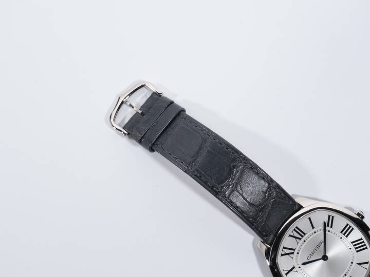カルティエ ドライブ ドゥ カルティエ エクストラフラット Ref.CRWGNM0007 18KWG シルバー文字盤 美中古 ghn6tu9y