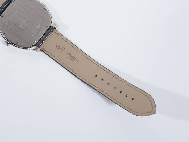 カルティエ ドライブ ドゥ カルティエ エクストラフラット Ref.CRWGNM0007 18KWG シルバー文字盤 美中古 ghn6tu9y