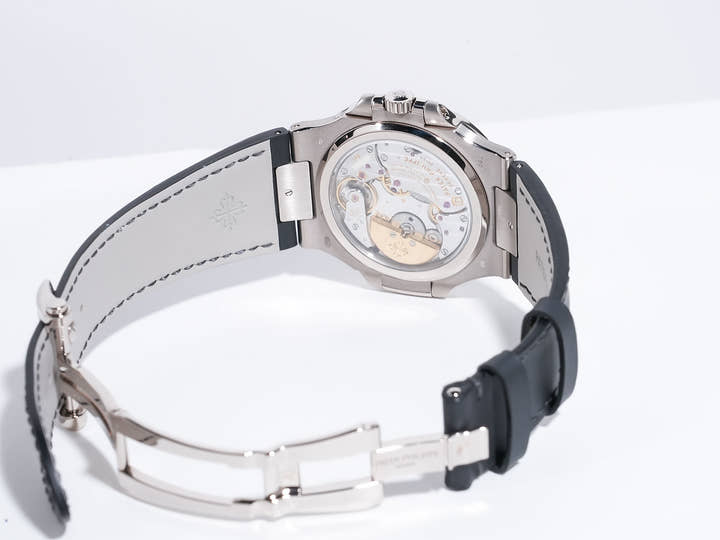 パテックフィリップ ノーチラス プチコンプリケーション Ref.5712G-001 ホワイトゴールド スレート文字盤