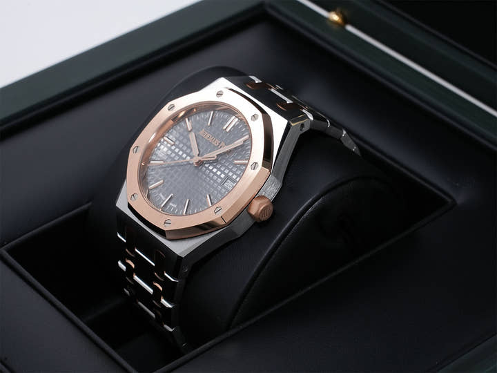 オーデマピゲ ロイヤルオーク Ref.77450SR.OO.1361SR.03 ステンレススチール/ピンクゴールド グレー文字盤