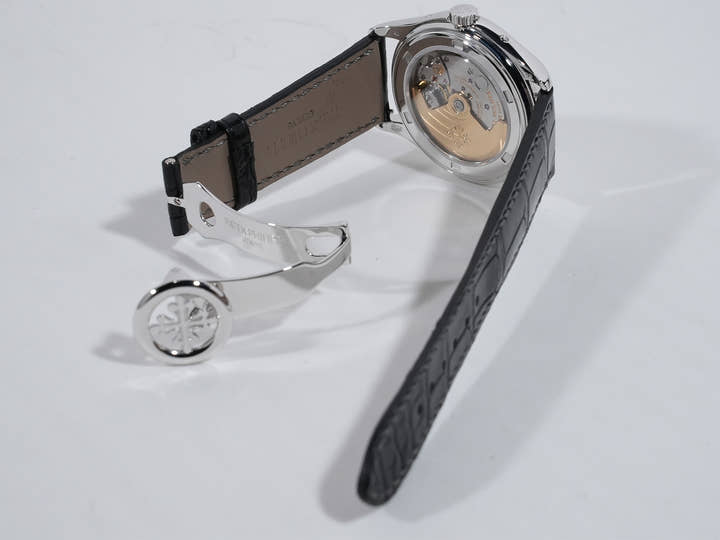 パテックフィリップ アニュアルカレンダー ムーンフェイズ TIFFANY&CO. Ref.5146G-001 ホワイトゴールド アイボリー文字盤