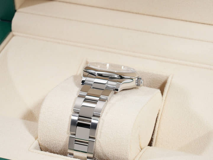 Rolex Datejust 31 Ref. 278240 Stainless Steel Silver Dial Oyster Bracelet Pre-owned (Used) 2a27oqbk
