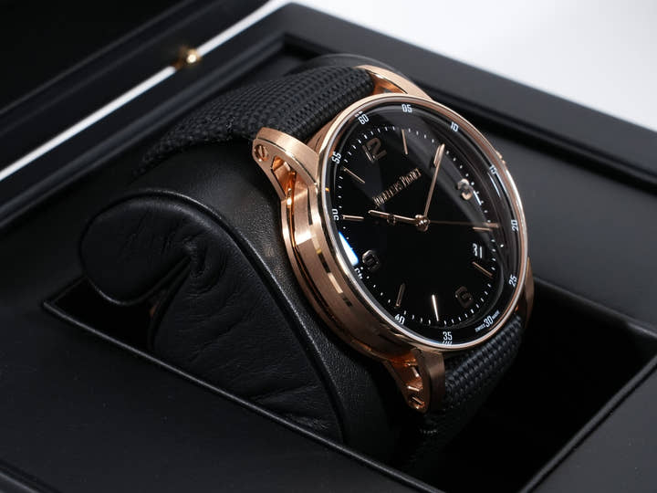 オーデマピゲ CODE 11.59 バイ オーデマ ピゲ Ref.15210OR.OO.A002KB.01 ピンクゴールド ブラック文字盤