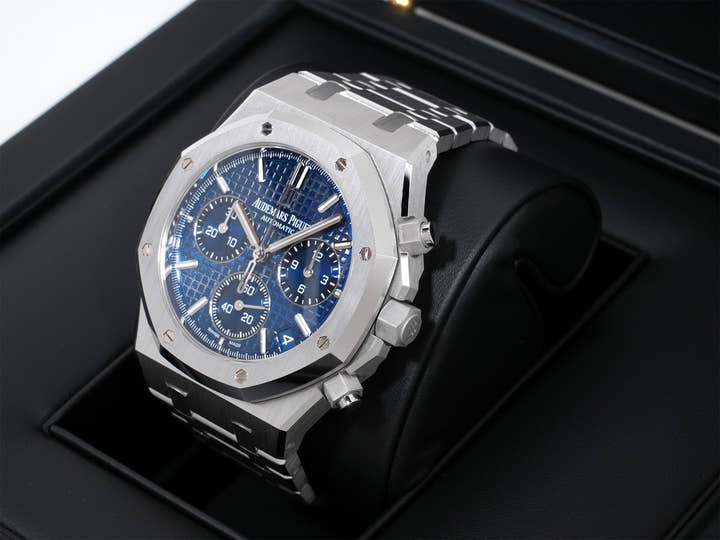 オーデマピゲ ロイヤルオーク クロノグラフ Ref.26239BC.OO.1220BC.01 ホワイトゴールド ブルー文字盤