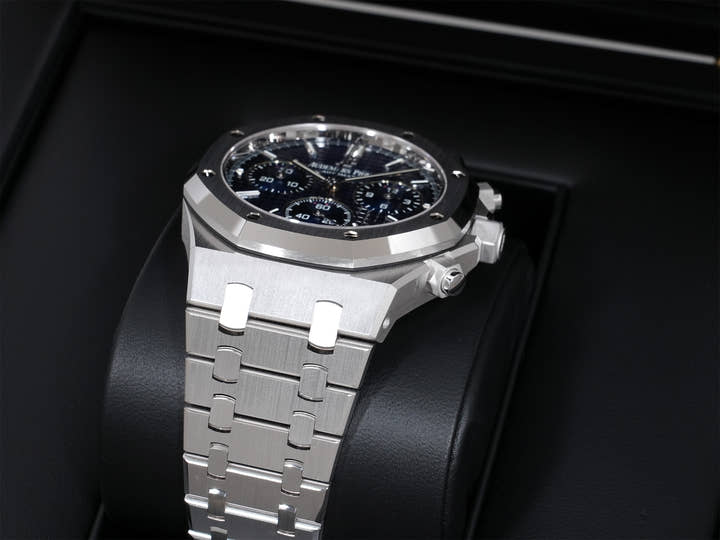 オーデマピゲ ロイヤルオーク クロノグラフ Ref.26239BC.OO.1220BC.01 ホワイトゴールド ブルー文字盤