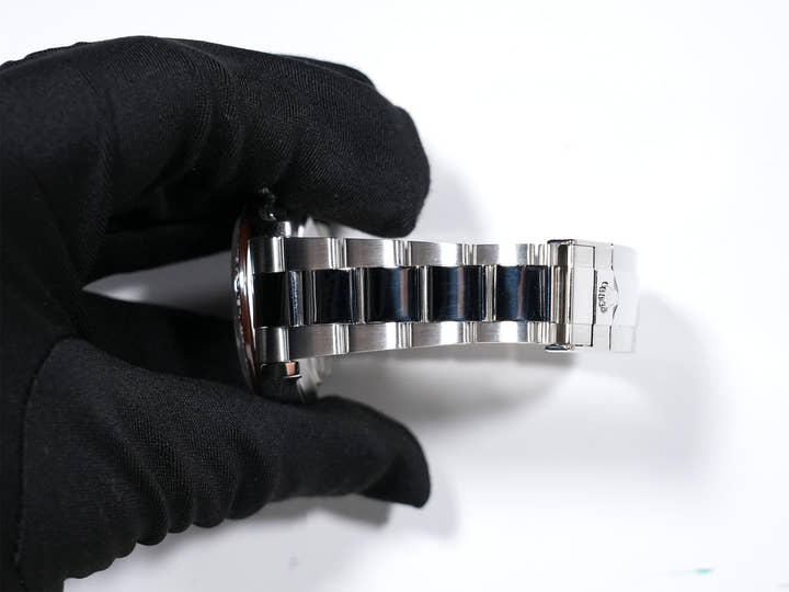 ロレックス デイトナ Ref.116506 プラチナ アイスブルー文字盤