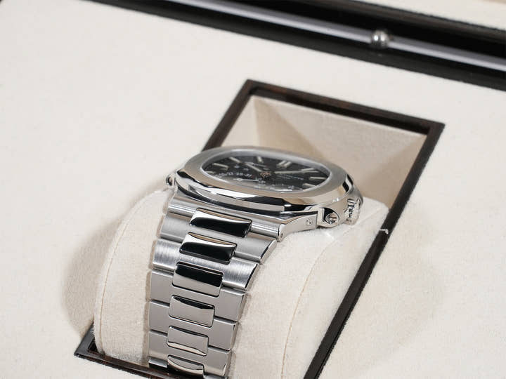 パテックフィリップ ノーチラス プチコンプリケーション Ref.5712/1A-001 ステンレススチール ブルー文字盤