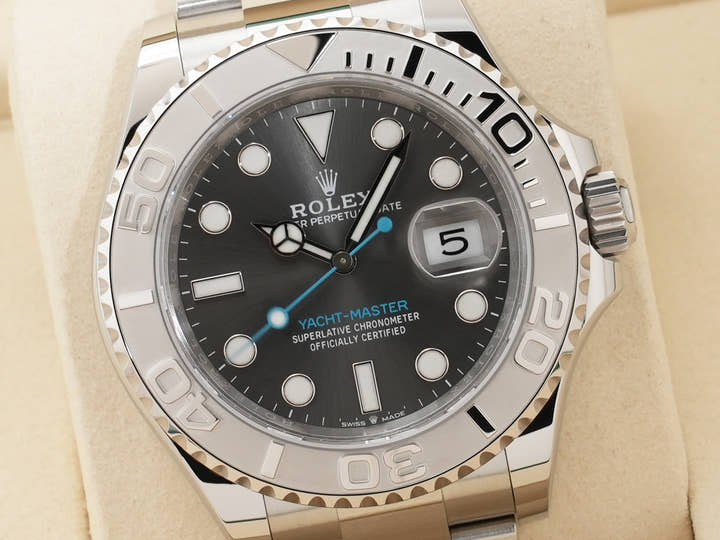 ロレックス ヨットマスター40 Ref.126622 ステンレススチール/プラチナ スレート文字盤